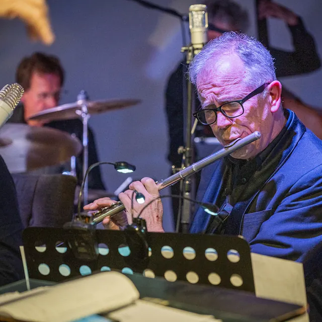 De V.S.O.P. Big Band aan het spelen