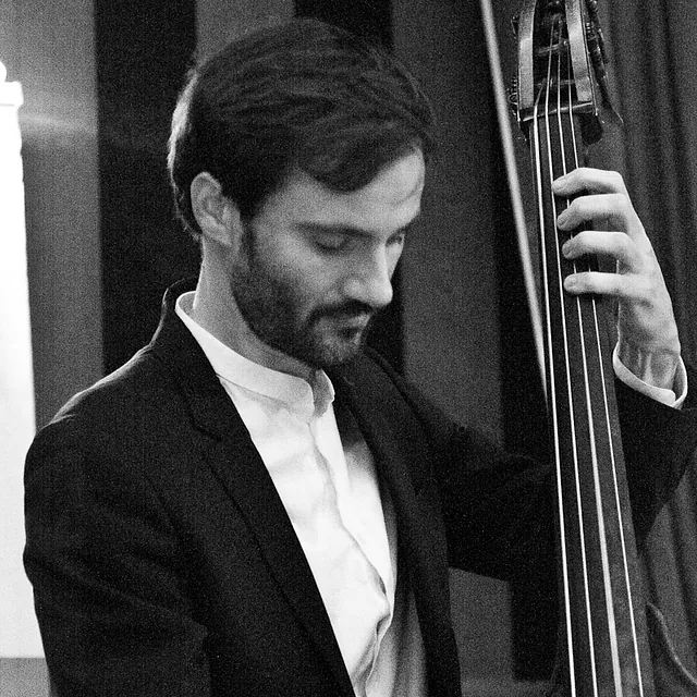 Bassist Hendrik Müller